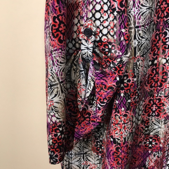 Catherines Women’s Boho Pattern Multi-Color Pleated Roll Sleeve Button-Up Blouse - Picture 6 of 10